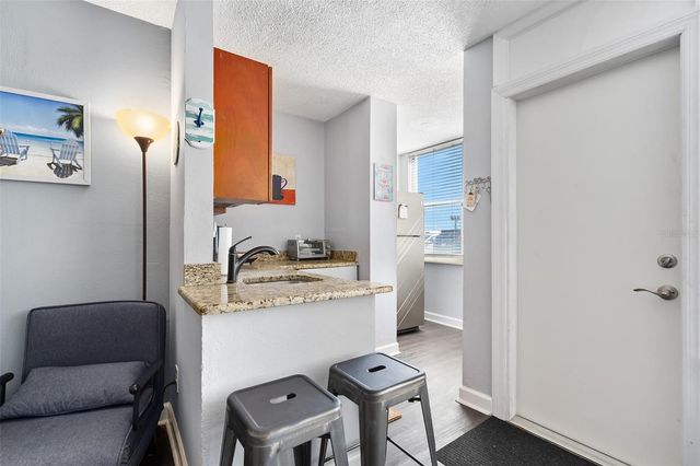 935 S ATLANTIC AVENUE 111, Daytona Beach, FL 32118