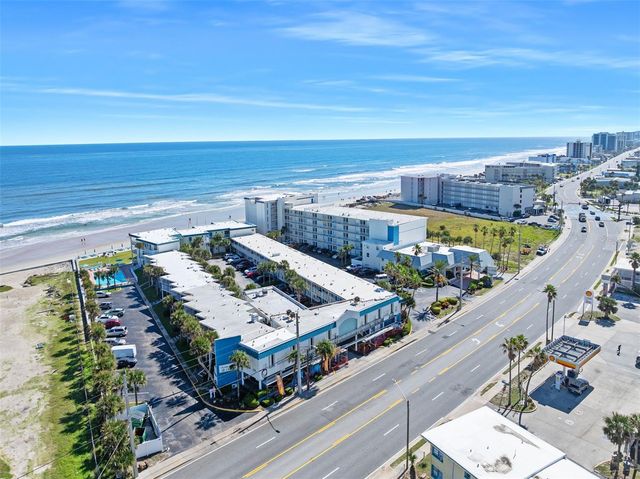 935 S ATLANTIC AVENUE 111, Daytona Beach, FL 32118