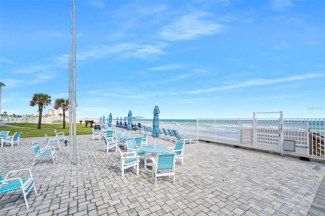 935 S ATLANTIC AVENUE 111, Daytona Beach, FL 32118