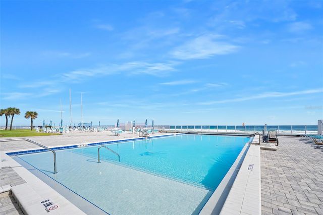 935 S ATLANTIC AVENUE 111, Daytona Beach, FL 32118