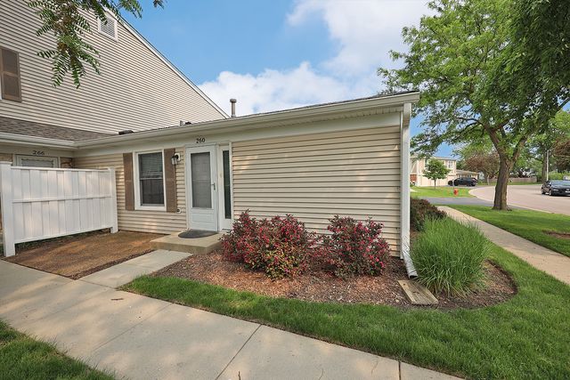 260 Nantucket Harbor 260, Schaumburg, IL 60193