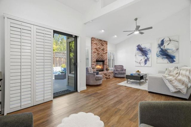 135 Redding Road A, Campbell, CA 95008