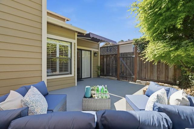 135 Redding Road A, Campbell, CA 95008