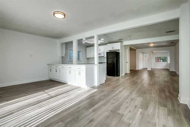 117 Heather Drive, Garland, TX 75042