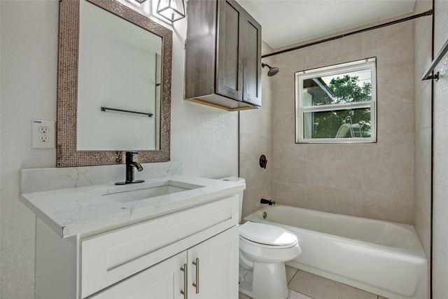 117 Heather Drive, Garland, TX 75042
