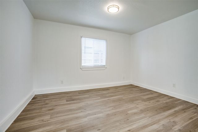 117 Heather Drive, Garland, TX 75042