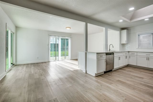 117 Heather Drive, Garland, TX 75042