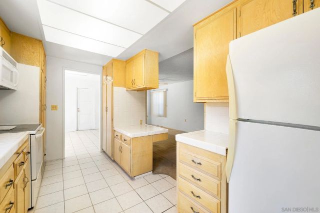 16371 Bernardo Oaks Dr, San Diego, CA 92128