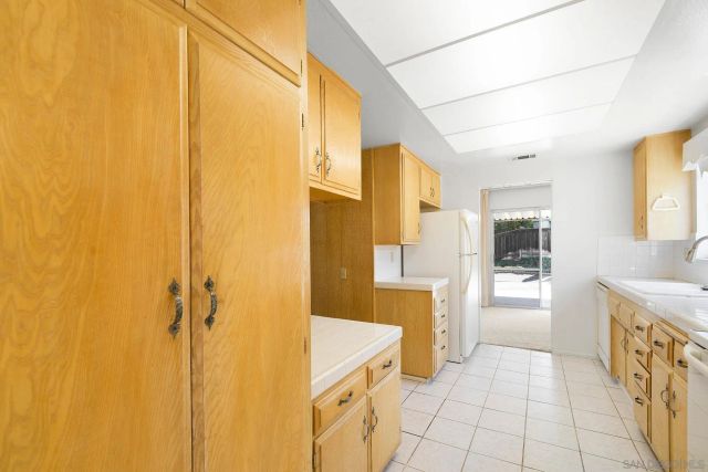 16371 Bernardo Oaks Dr, San Diego, CA 92128