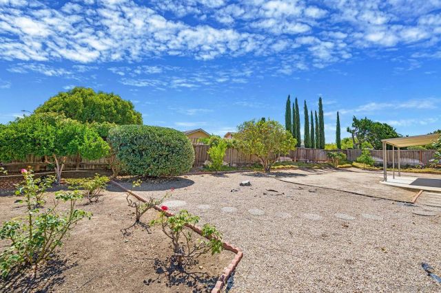 16371 Bernardo Oaks Dr, San Diego, CA 92128