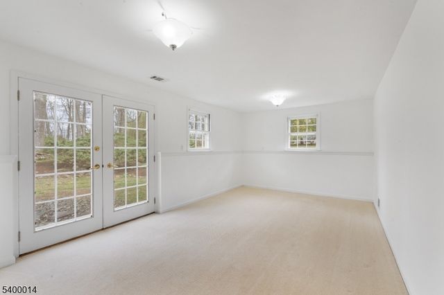 9 Red Hill Rd, Warren Twp., NJ 07059