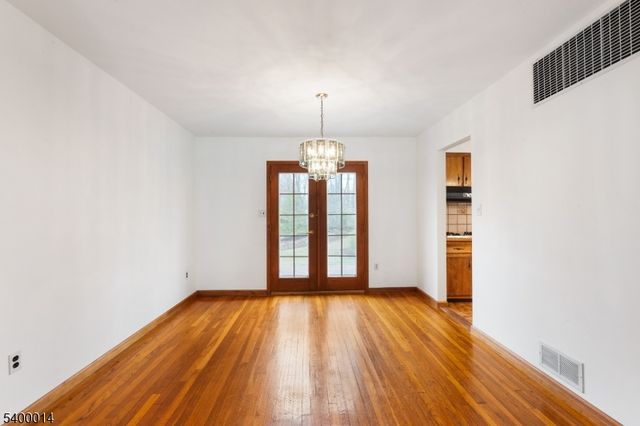 9 Red Hill Rd, Warren Twp., NJ 07059