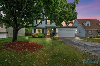 540 Indian Ridge Trail, Rossford, OH 43460