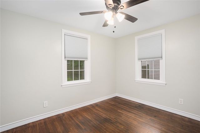 37 Haverford Road, Warwick, RI 02886