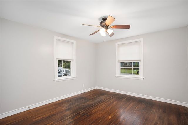 37 Haverford Road, Warwick, RI 02886
