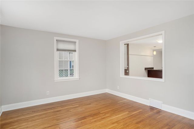 37 Haverford Road, Warwick, RI 02886