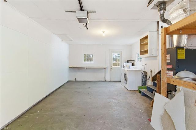 42 Chatham RD, Portsmouth, VA 23702