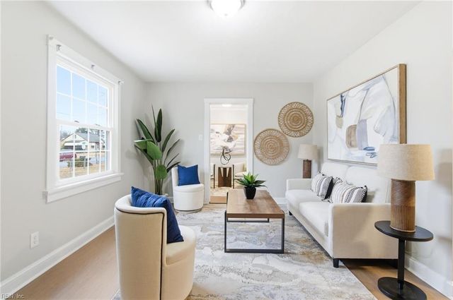 42 Chatham RD, Portsmouth, VA 23702