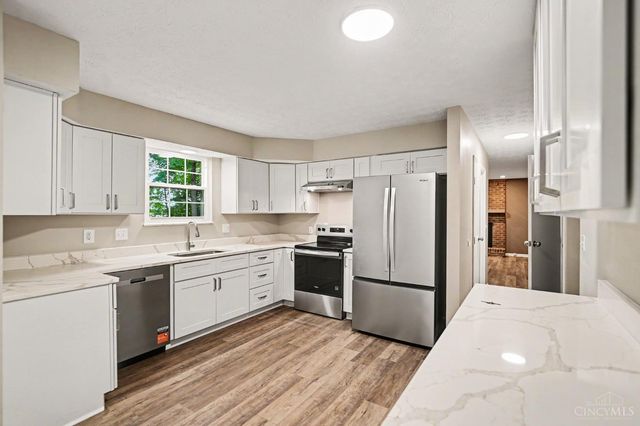 5160 Brasher Avenue, Blue Ash, OH 45242