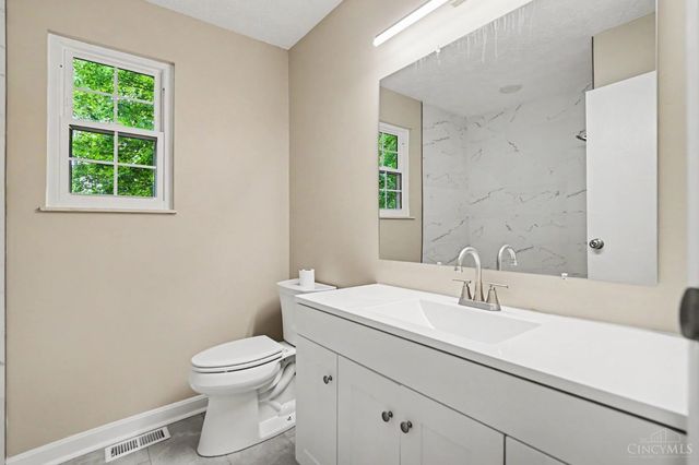 5160 Brasher Avenue, Blue Ash, OH 45242