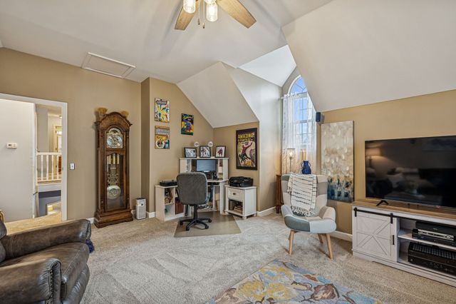 108 Springfield Dr, Smyrna, TN 37167