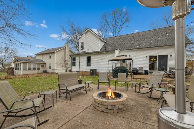 108 Springfield Dr, Smyrna, TN 37167