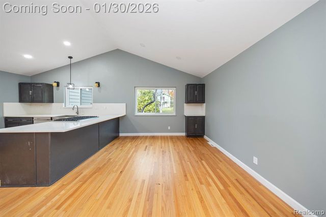 5731 Farmington Road, West Bloomfield, MI 48322