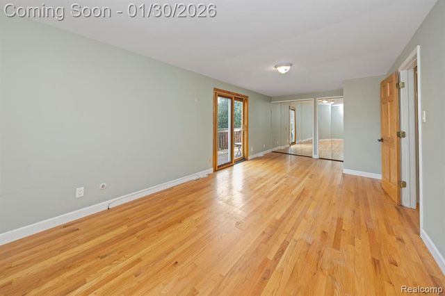 5731 Farmington Road, West Bloomfield, MI 48322