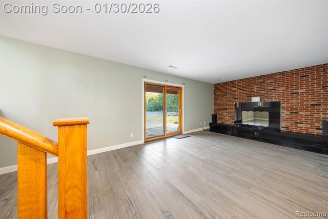 5731 Farmington Road, West Bloomfield, MI 48322