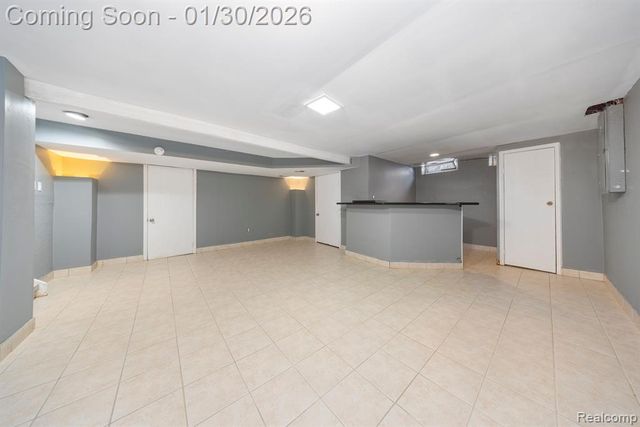 5731 Farmington Road, West Bloomfield, MI 48322