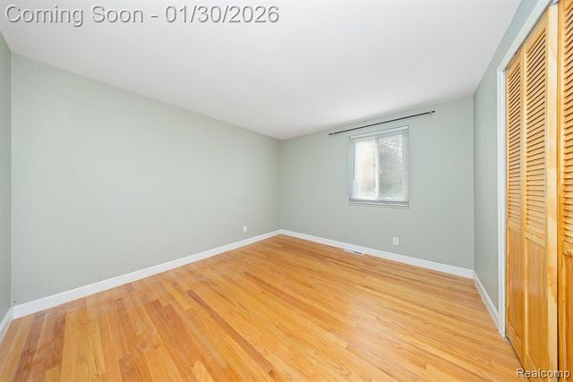 5731 Farmington Road, West Bloomfield, MI 48322