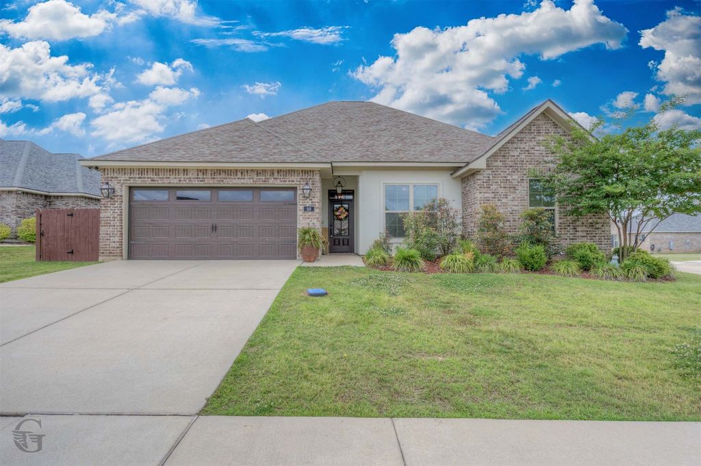 50 High Water Drive, Benton, LA 71006