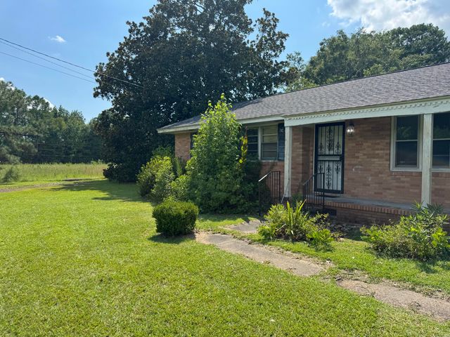 1340 Oswego Highway, Sumter, SC 29153