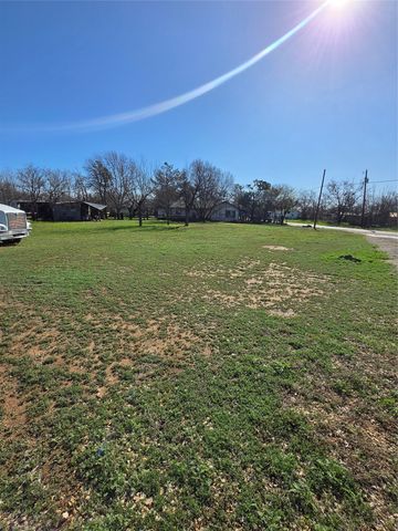 608 W Ripley Street, Coleman, TX 76834