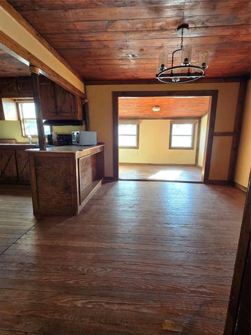 608 W Ripley Street, Coleman, TX 76834