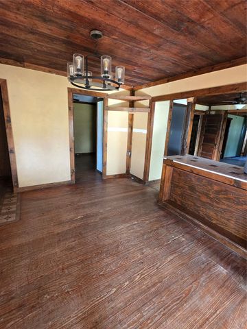 608 W Ripley Street, Coleman, TX 76834