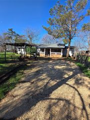 608 W Ripley Street, Coleman, TX 76834