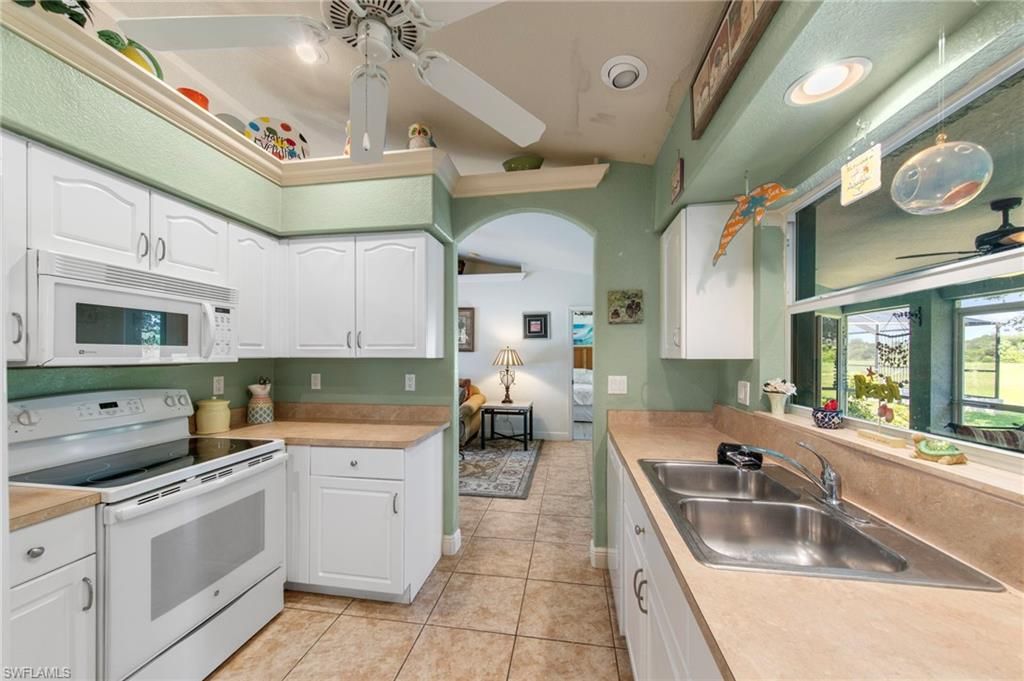 Image 14 of property listing at 2319 Coral Point DR, Cape Coral, FL 33990