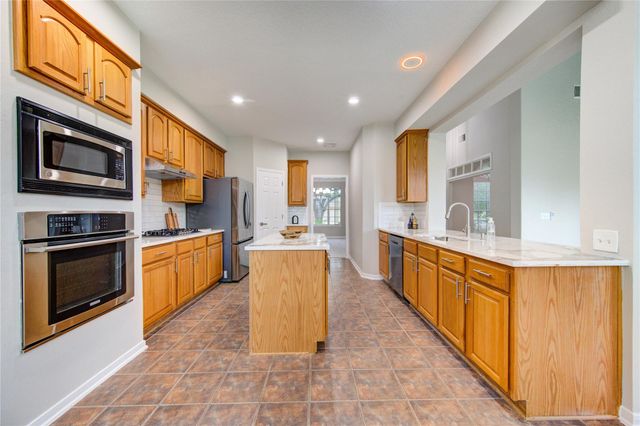 11706 Canyon Breeze Drive, Tomball, TX 77377