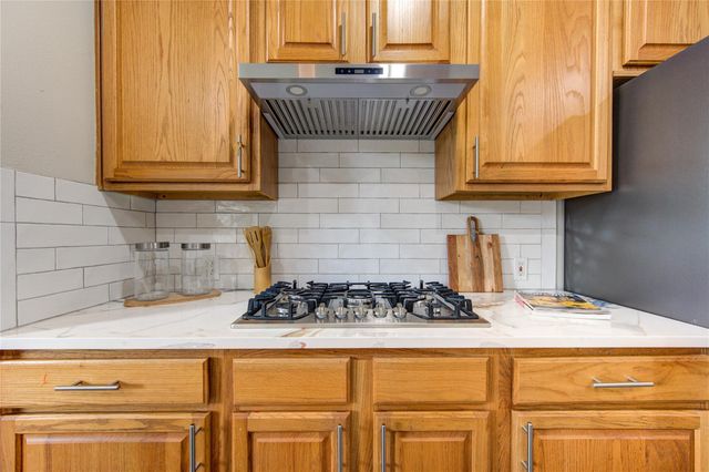 11706 Canyon Breeze Drive, Tomball, TX 77377