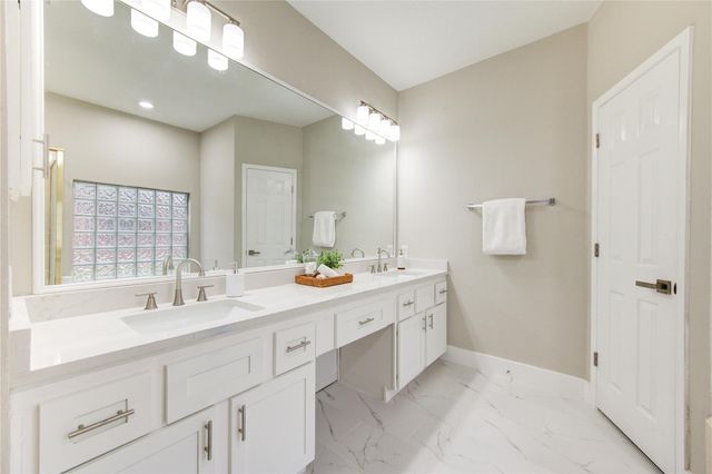 11706 Canyon Breeze Drive, Tomball, TX 77377