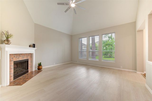 11706 Canyon Breeze Drive, Tomball, TX 77377