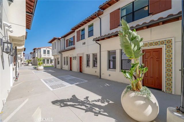 150 N New Ave 2, Monterey Park, CA 91755