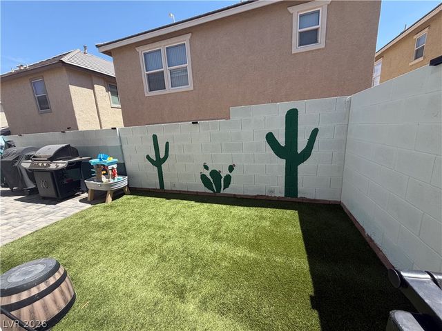 125 Copper Pine Avenue, North Las Vegas, NV 89031