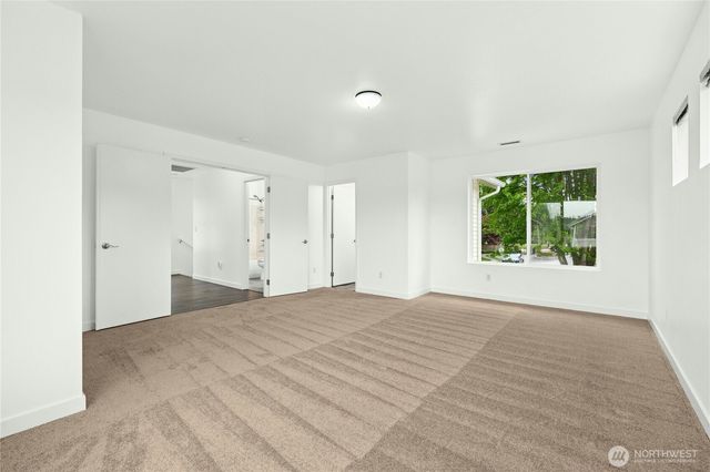9424 187th Street Ct E, Puyallup, WA 98375