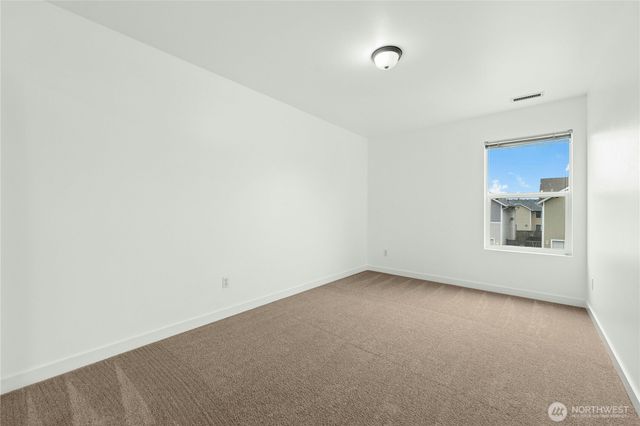 9424 187th Street Ct E, Puyallup, WA 98375