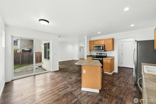 9424 187th Street Ct E, Puyallup, WA 98375