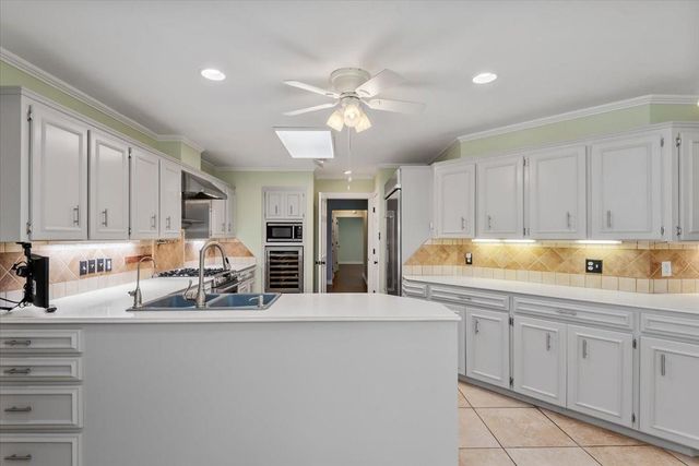904 Holland Street, Navasota, TX 77868