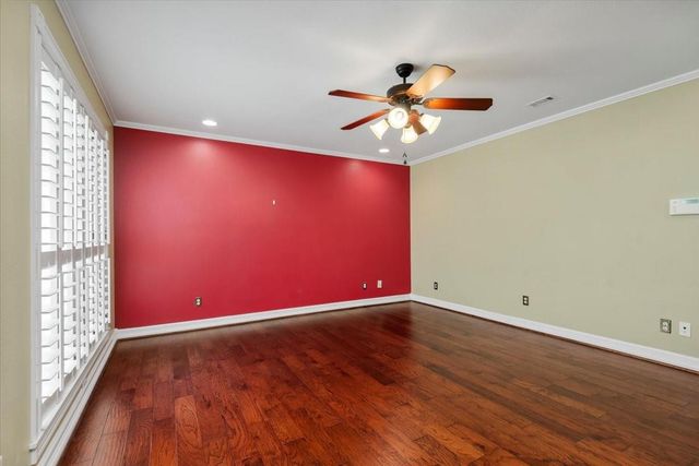 904 Holland Street, Navasota, TX 77868