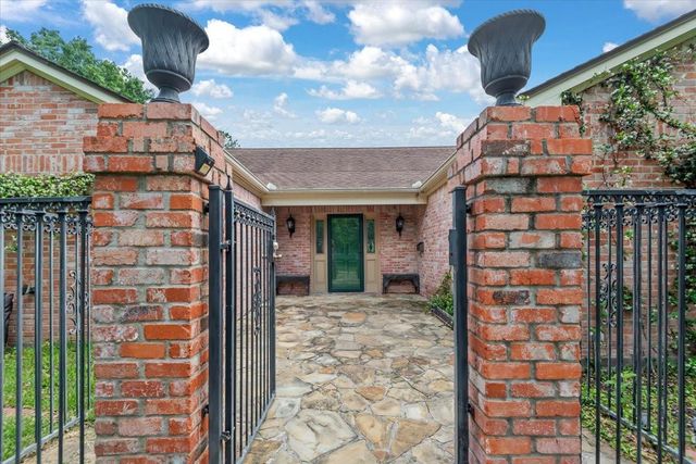 904 Holland Street, Navasota, TX 77868